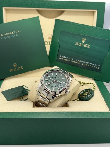 Rolex Skydweller 42mm, 336934, mint green dial, oyster bracelet, 2026 unworn