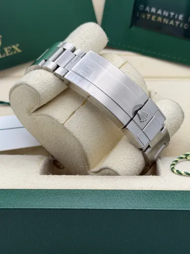Rolex Submariner date 41mm, 126610LV Starbucks, Mk 1 green bezel, oyster bracelet,2021