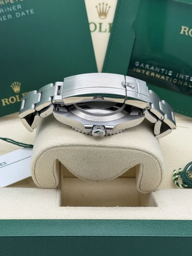 Rolex Submariner date 41mm 126610LN black dial & bezel, oyster bracelet 2025