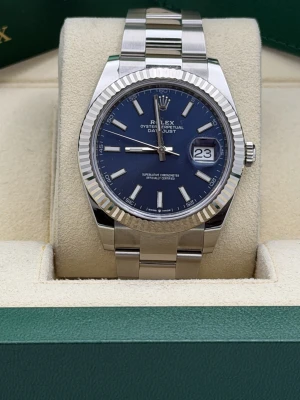 Rolex Datejust 41mm 126334 blue baton dial, fluted, oyster bracelet, 2022 unworn