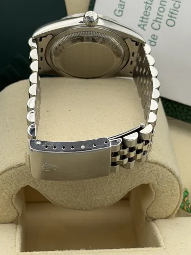 Rolex Datejust 36 16220 white roman, engine turned bezel, oyster bracelet, 2004