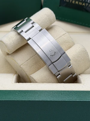 Rolex Oyster Perpetual 36mm 126000 Candy Pink dial 2025