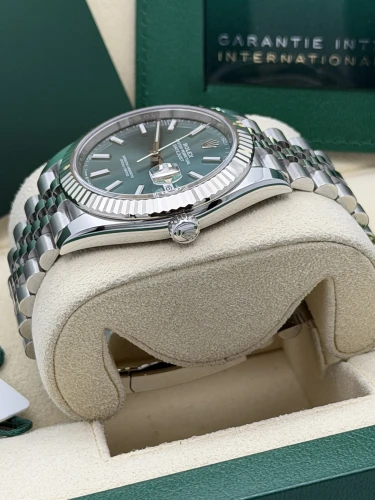Rolex Datejust 4mm 126334 mint green dial, fluted, jubilee, 2026 unworn