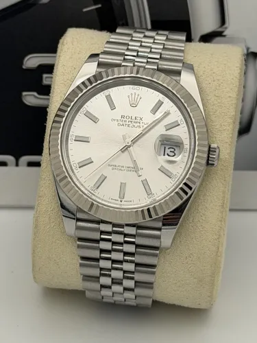 Rolex Datejust 41mm 126334, silver baton dial, jubilee bracelet, 2025