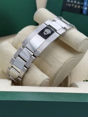 Rolex Datejust 41mm 126334 blue baton dial, fluted, oyster bracelet, 2022 unworn