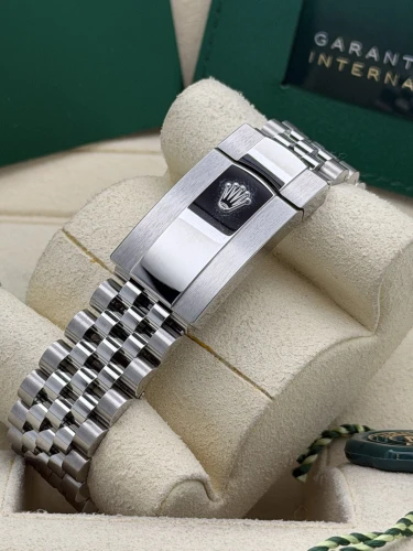 Rolex Datejust 41mm 126334 white roman dial, fluted, jubilee bracelet, 2024 unworn