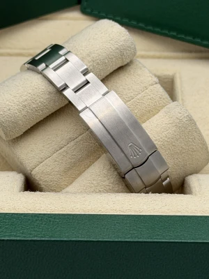 Rolex Oyster Perpetual 26mm oyster bracelet 176200 Silver Baton Dial 2017