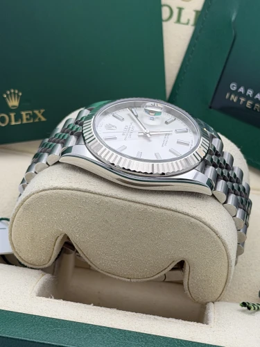 Rolex Datejust 41mm 126334, silver baton dial, jubilee bracelet, 2025