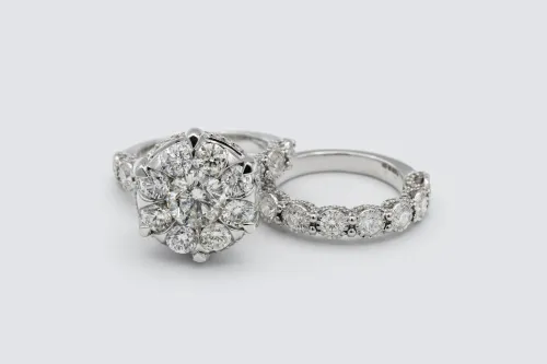 9ct White Gold Diamond Engagement Ring & Wedding Band Set