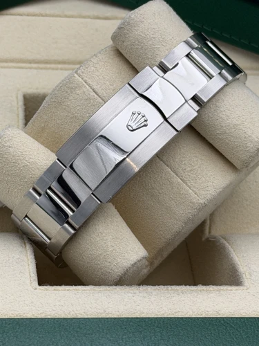Rolex Datejust 4mm 126334 blue dia dial, fluted, oyster bracelet, 2021